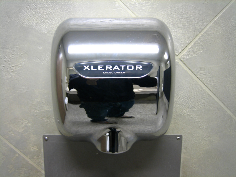 Illustration for article titled Electric Hand Dryers From Around the World